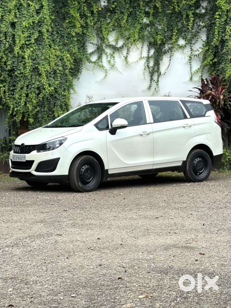 Mahindra Marazzo M2, 2019, Diesel