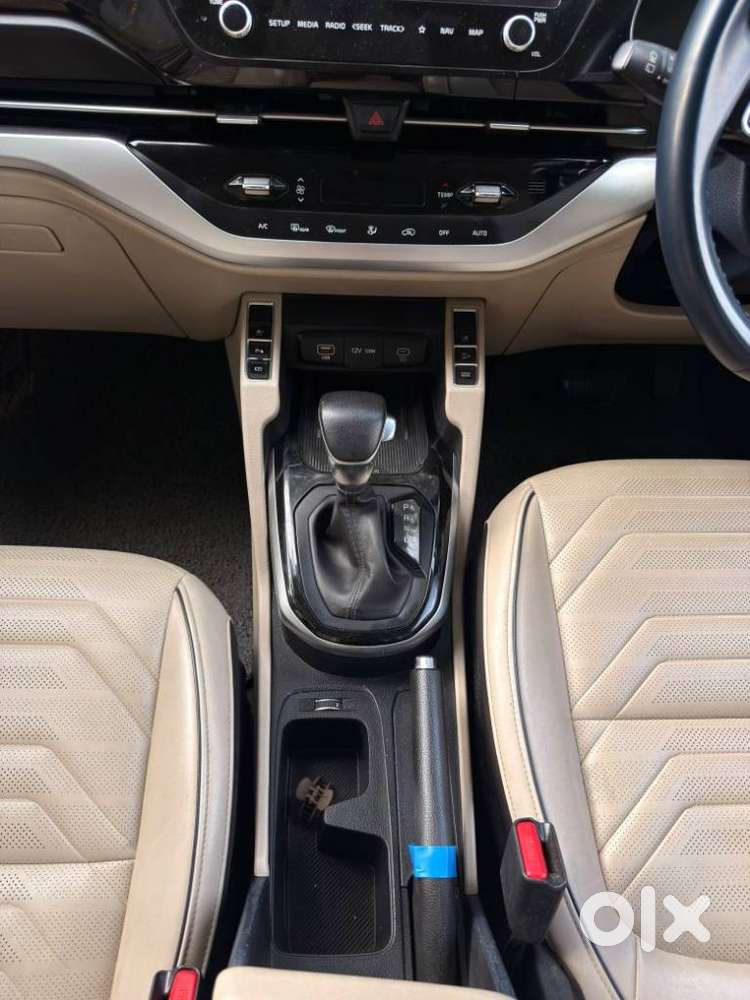 Kia Carens 1.5 Luxury Plus Diesel At 7 Str, 2022, Diesel