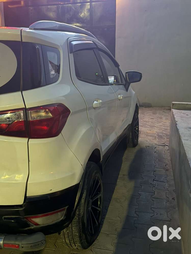Ford Ecosport Petrol Well Maintained