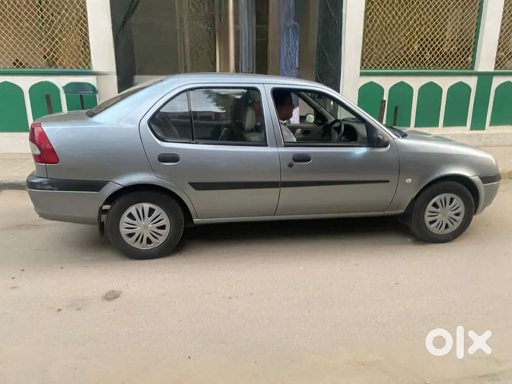 Ford Ikon 1.3 Clxi 2003 Model Fc And Insurance Running Second Owner