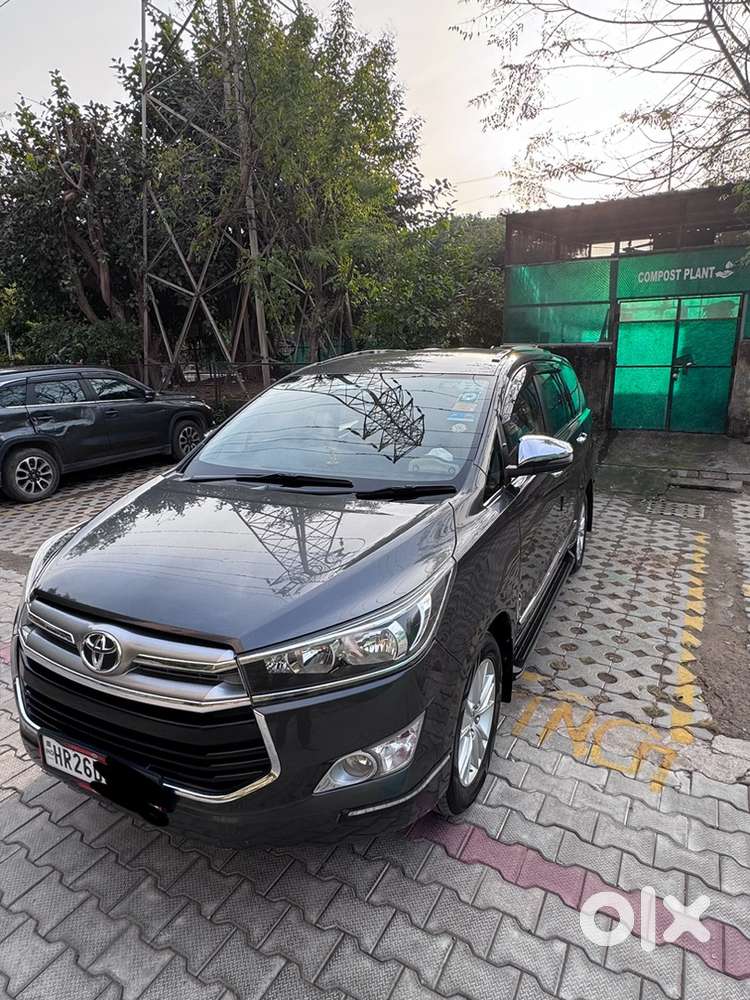 •	Toyota Crysta Gx 8-seater – Immaculate Condition  Single Owner