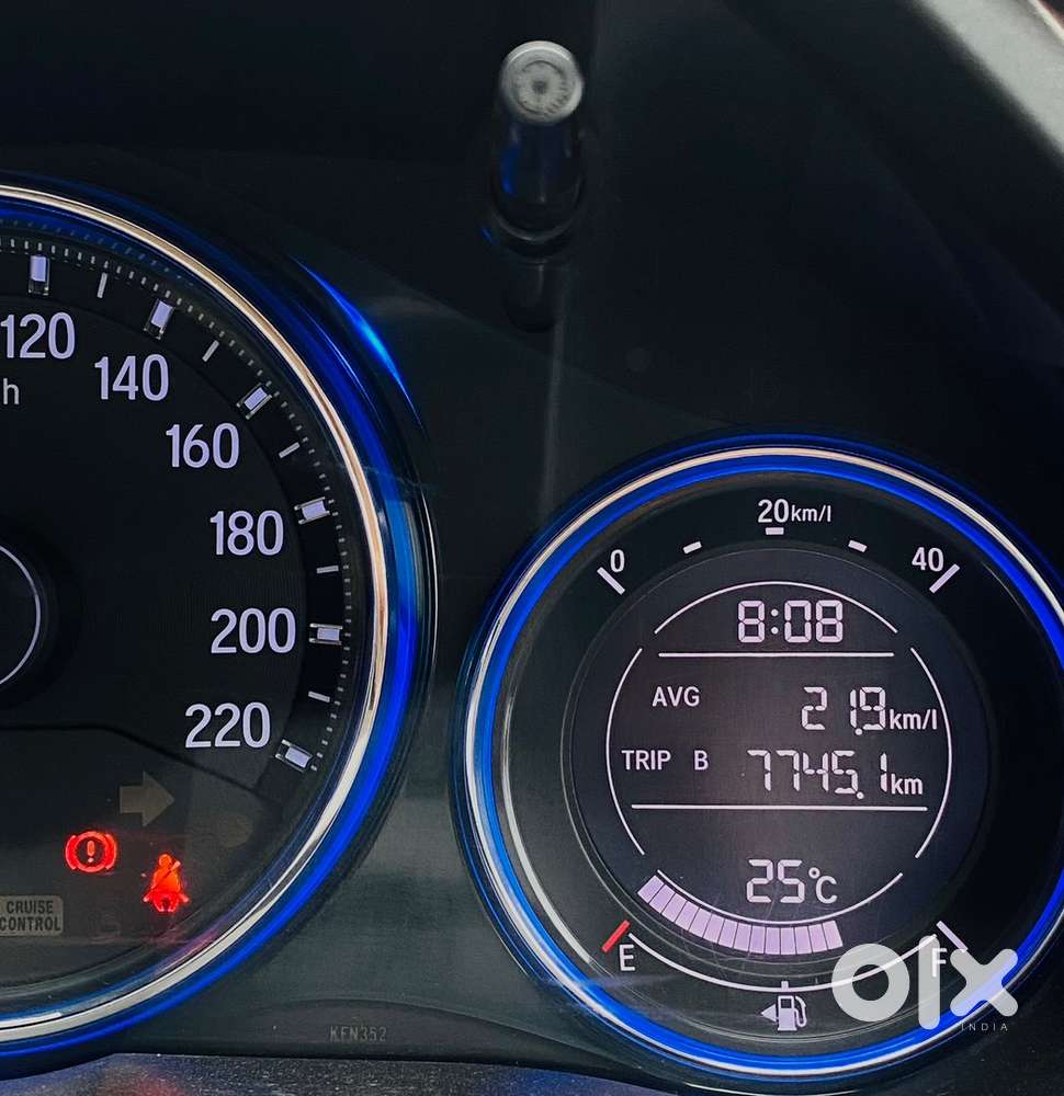 Honda City 1.5 V 2015