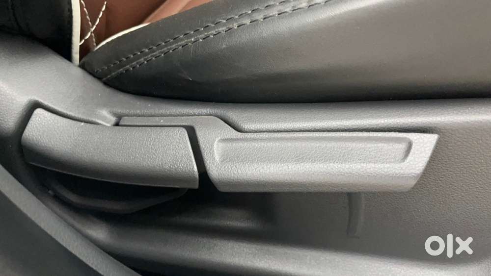 Hyundai Aura 1.2 Sx Cng, 2023, Cng & Hybrids