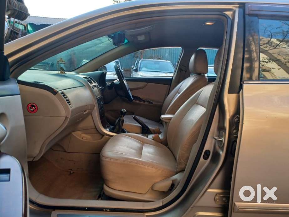 Toyota Corolla Altis 1.8 G Cng, 2011, Cng & Hybrids