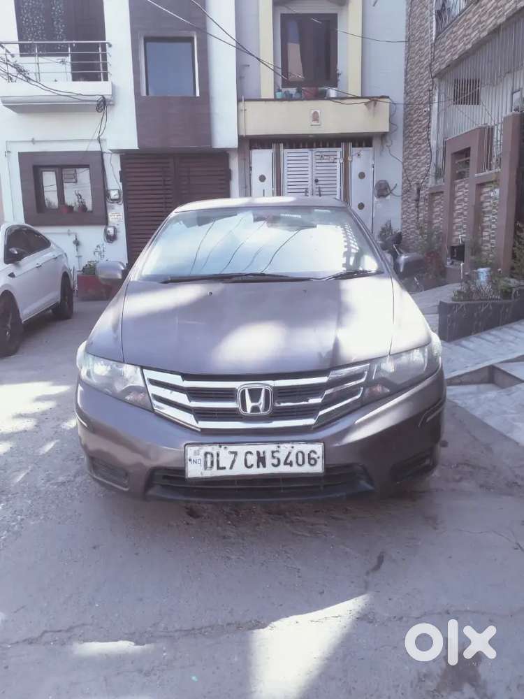 Honda City Petrol Automatic 2012 Km Driven