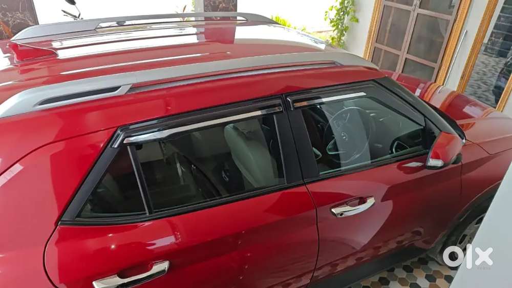 Hyundai Venue 2021 Petrol 30000 Km Driven