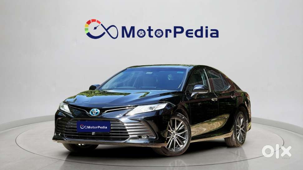 Toyota Camry 2.5 Hybrid, 2023, Petrol
