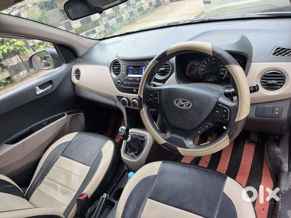 Hyundai Grand I10 Sportz, 2017, Petrol