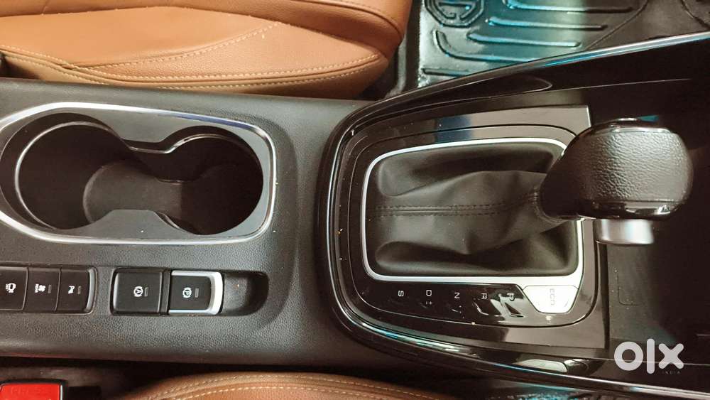 Mg Hector Plus 1.5 Sharp Turbo Cvt 6 Str, 2021, Petrol