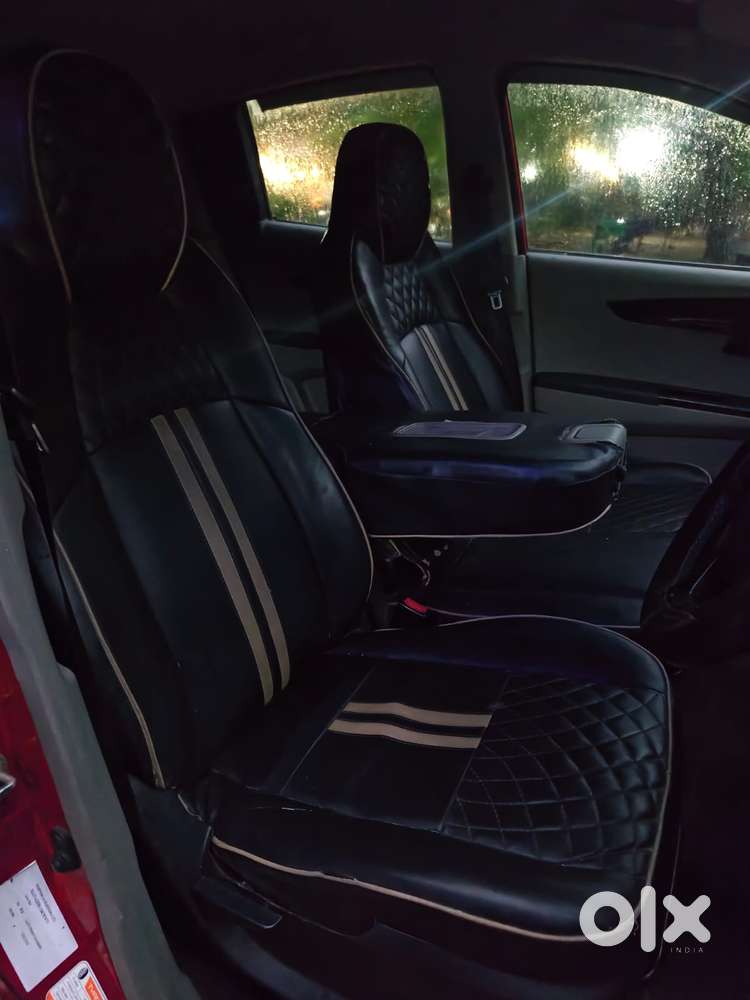 Mahindra Kuv100 Nxt 1.2 K4 Plus Petrol 6 Str, 2016, Cng & Hybrids