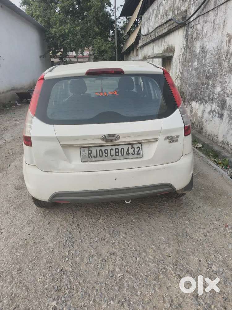 Ford Figo Diesel Zxi 2014 Car