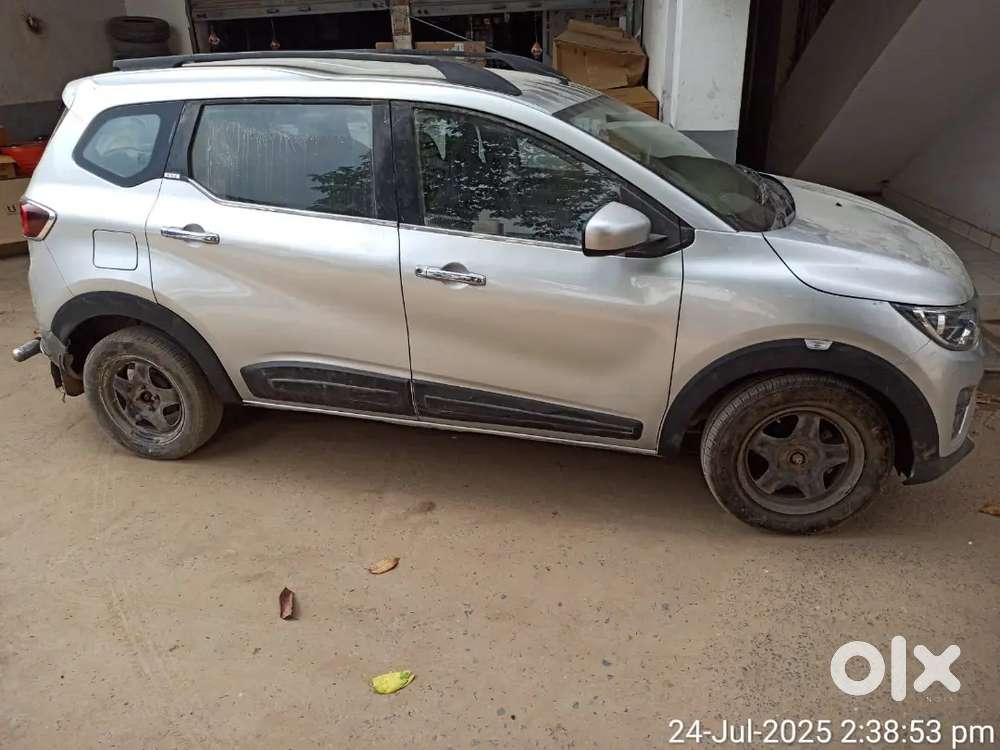 Renault Triber Rxz Petrol 2020