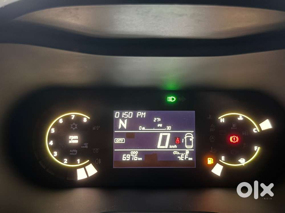 Tata Nexon Petrol 2025 With Sunroof - As Good As New