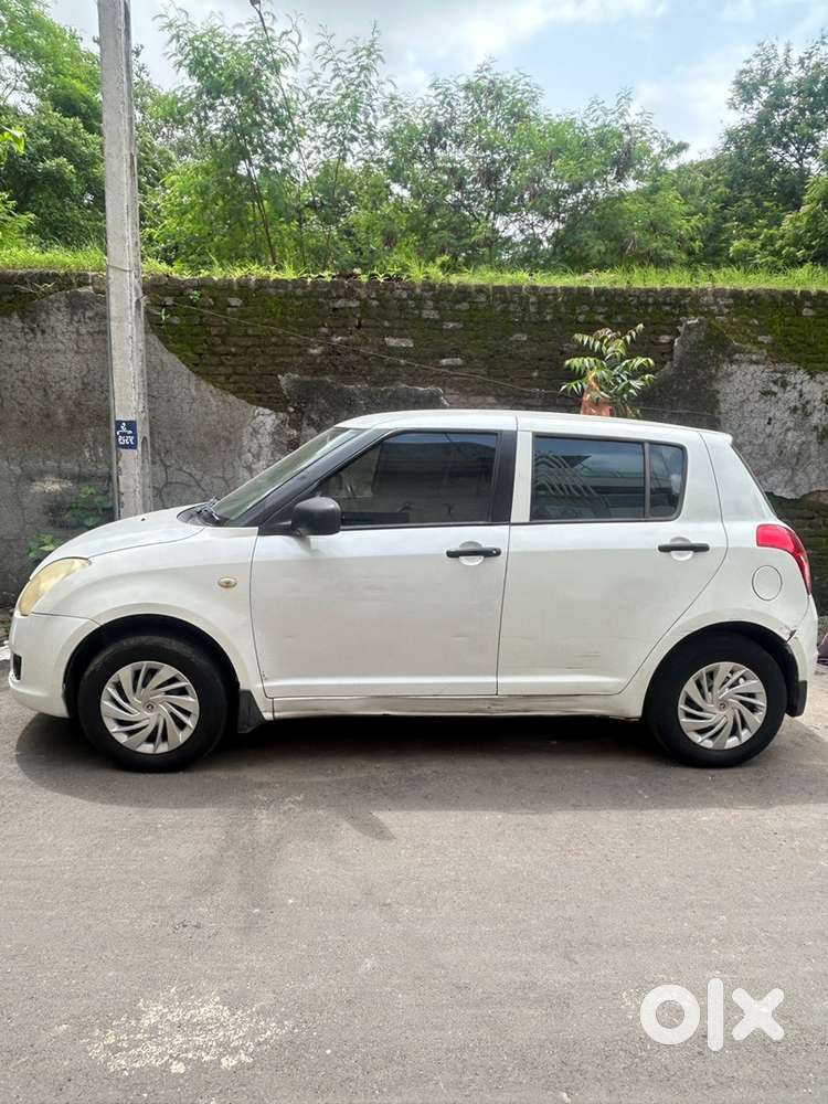 Maruti Suzuki Swift Petrol 2009