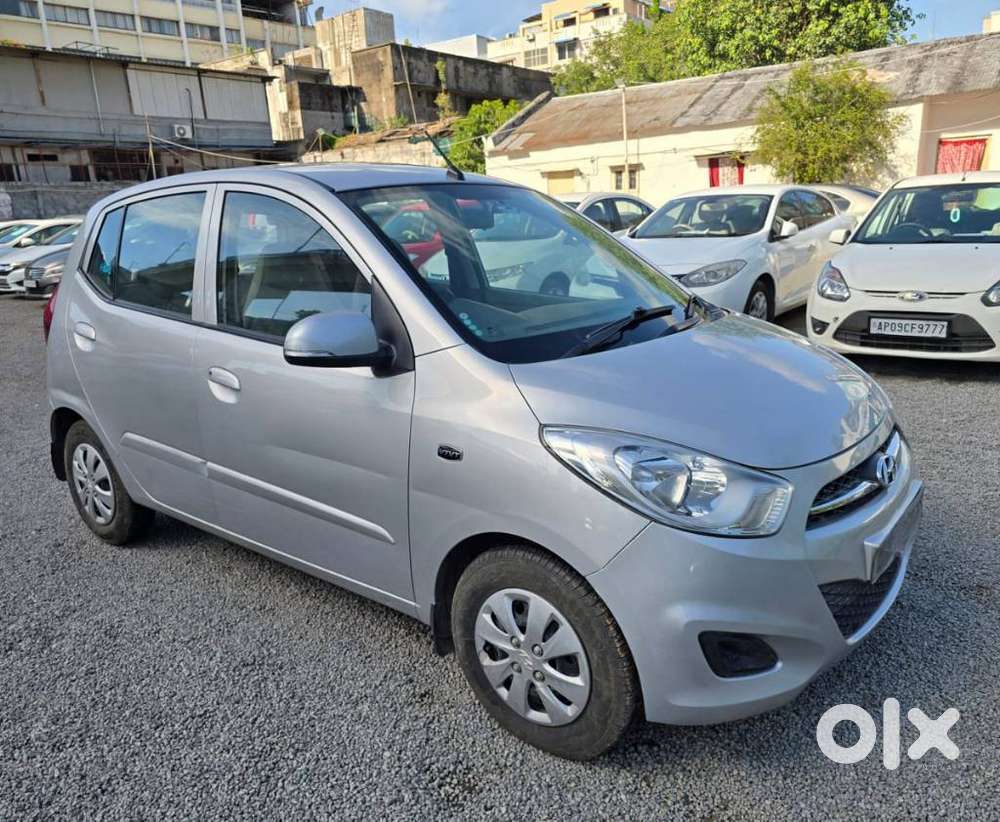 Hyundai I10 Sportz At, 2012, Petrol