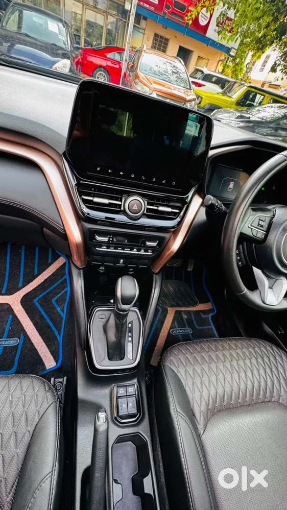 Maruti Suzuki Grand Vitara 1.5 Alpha Smart Hybrid At, 2024, Petrol