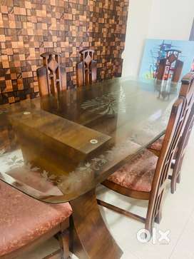 Dining table deals 6 seater olx