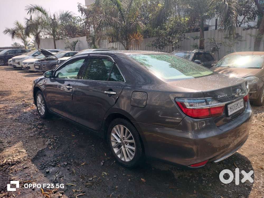 Toyota Camry 2.5l Automatic, 2015, Cng & Hybrids