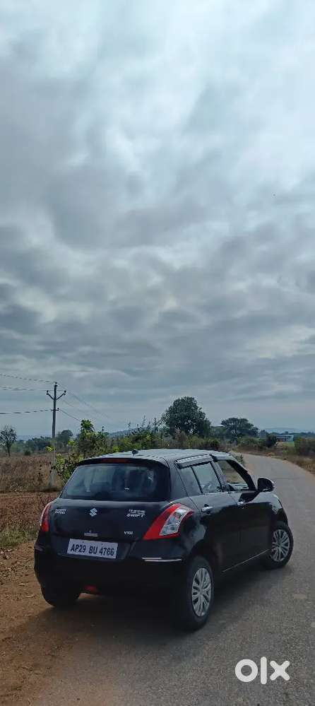 Maruti Suzuki Swift 2013 Diesel 95647 Km Driven Black Colour