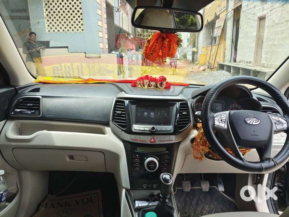 Mahindra Xuv300 W8 Option Dual Tone Diesel, 2023, Diesel