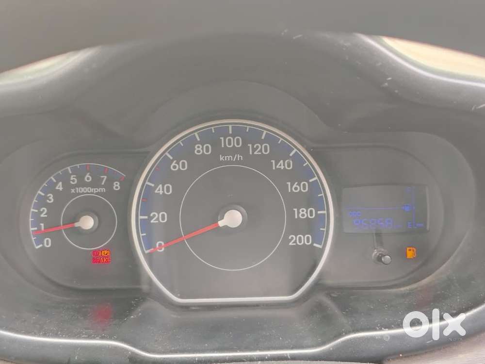 Hyundai I10 Sportz 1.1 Irde2, 2015, Petrol