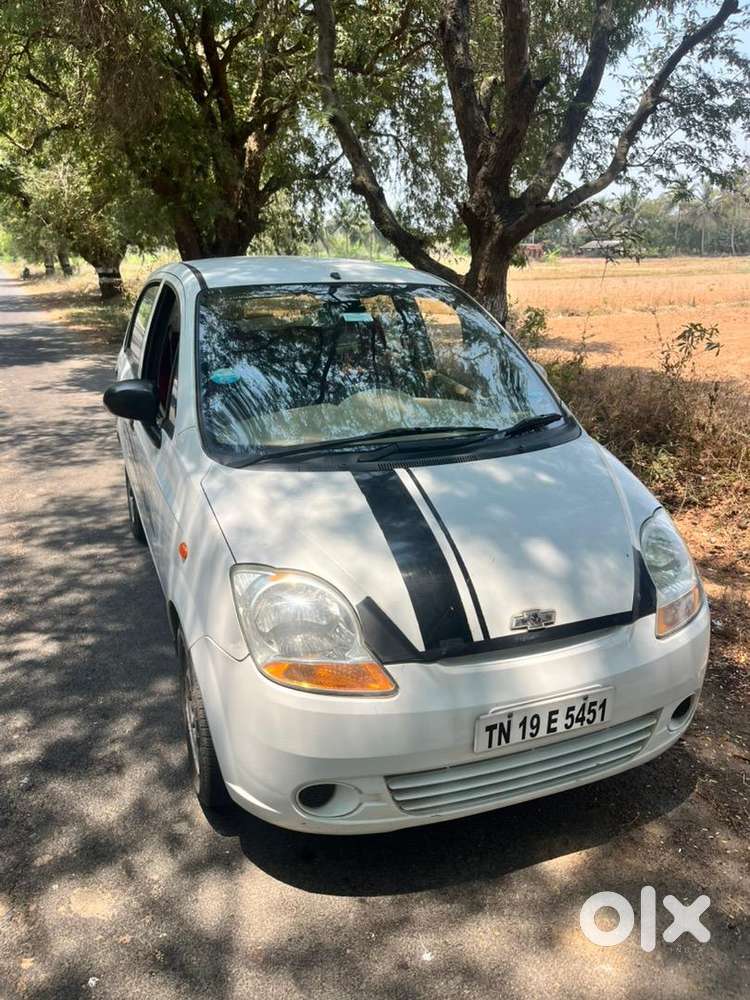 Chevrolet Spark 2011 Petrol Well Maintained
