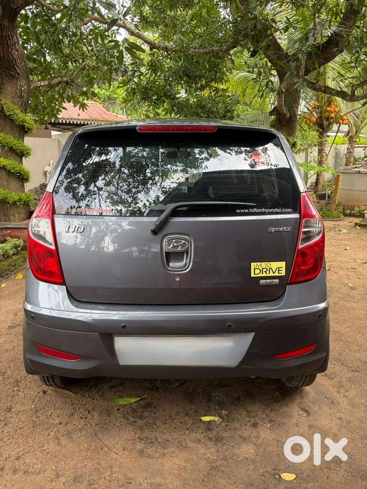 Hyundai I10 Sportz 2013 Petrol Manual: Well Maintained