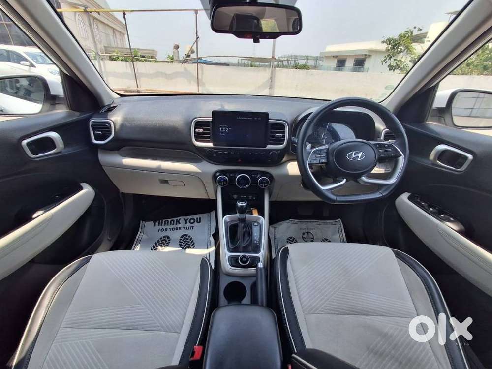 Hyundai Venue Sx Plus Turbo Dct, 2023, Petrol