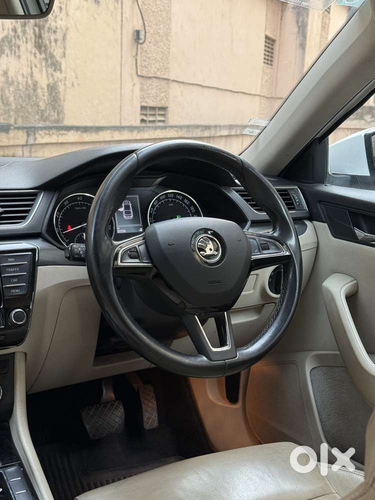 Skoda Superb Style 1.8 Tsi Mt, 2017, Petrol