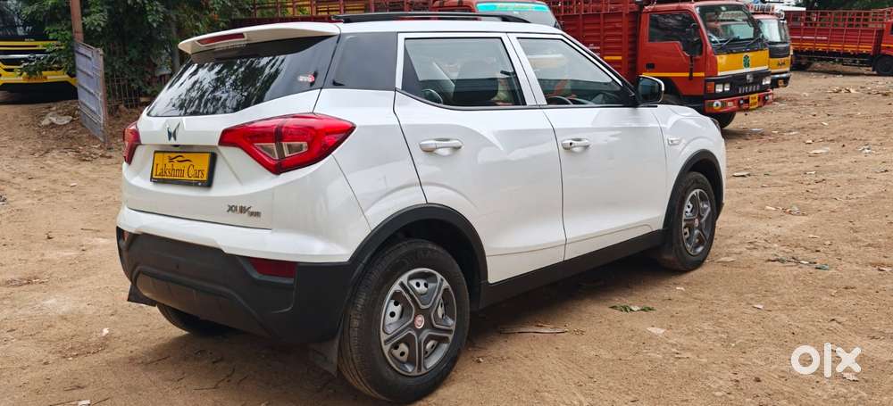 Mahindra Xuv300 W4, 2023, Petrol