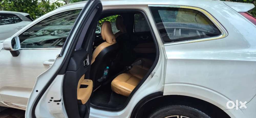 Volvo Xc60 Inscription D5, 2021, Diesel