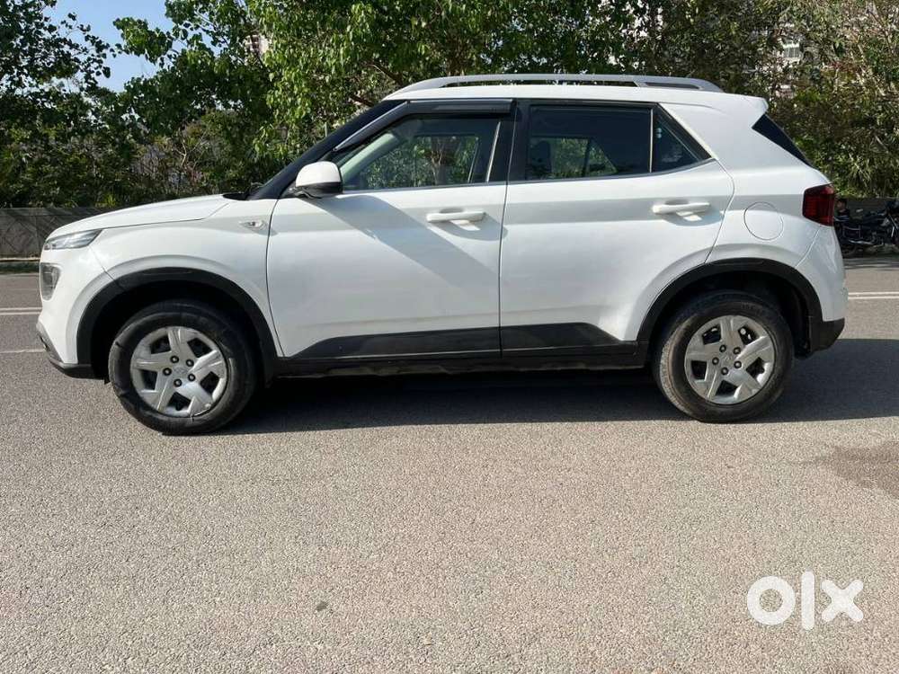 Hyundai Venue S, 2021, Petrol