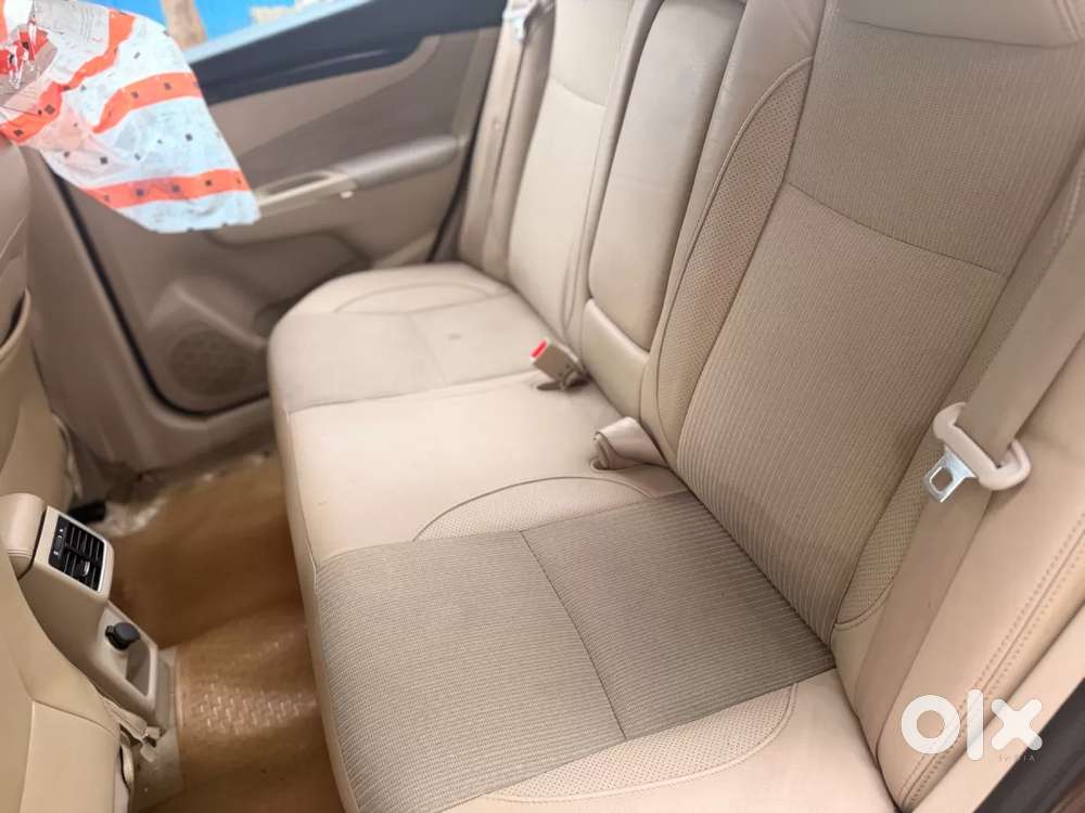 Maruti Suzuki Ciaz Zdi Shvs, 2015, Diesel