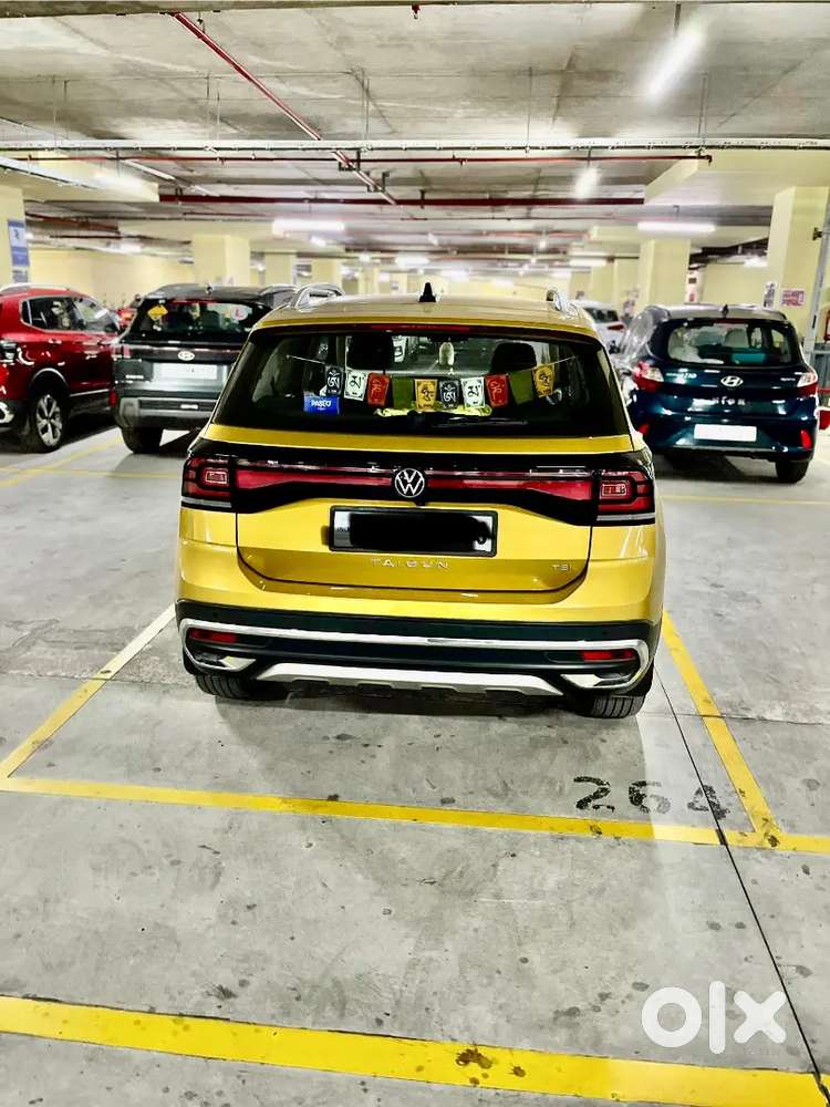 Volkswagen Taigun Topline 2022 Petrol 27200 Km Driven