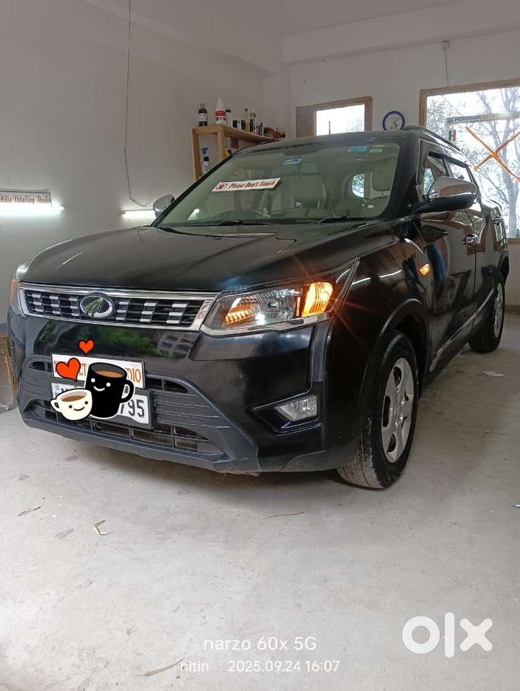 Mahindra Xuv300 Petrol 2023