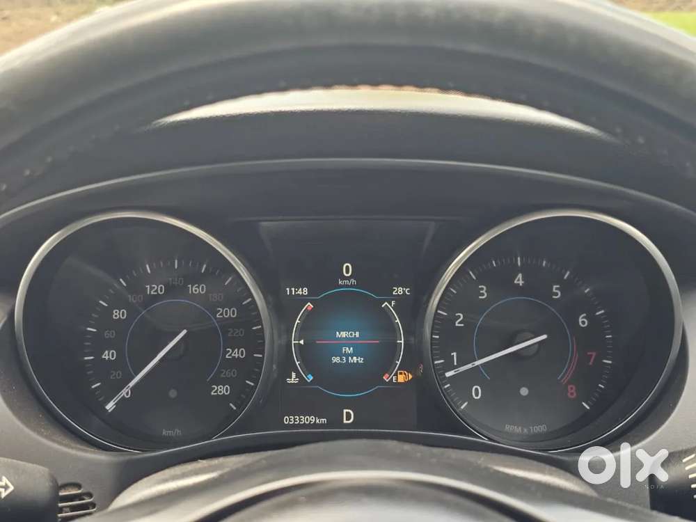 Jaguar Xe Portfolio, 2016, Petrol