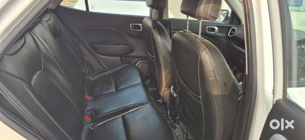 Hyundai Venue 1.2 S Plus, 2022, Petrol
