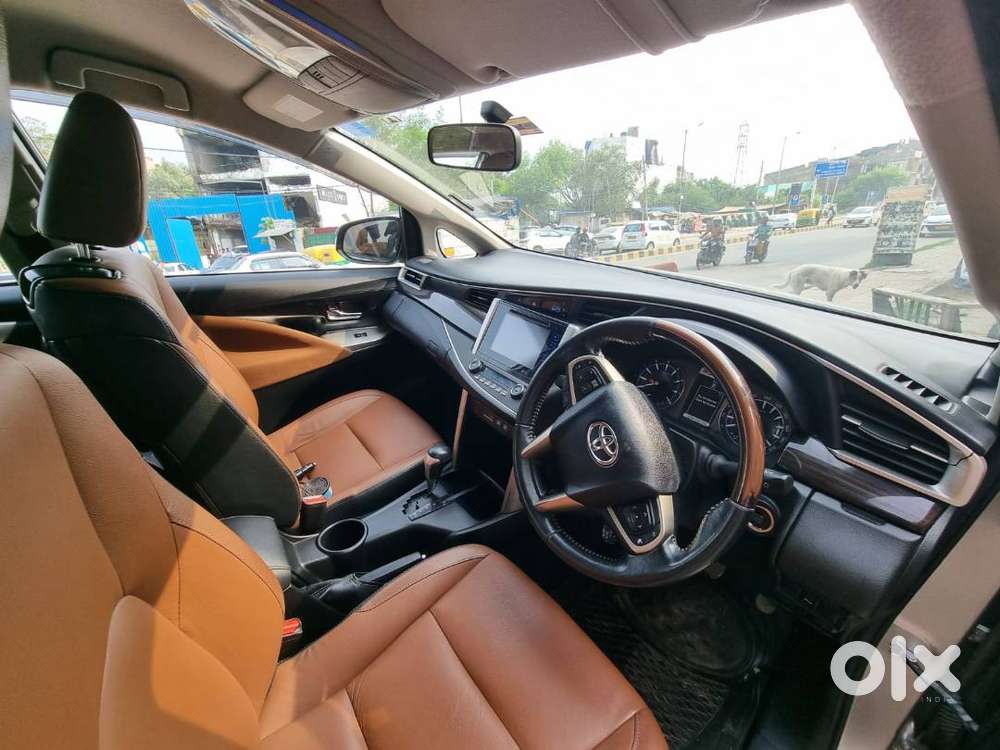 Innova Crysta Car For Sale, In Very Good Condition.