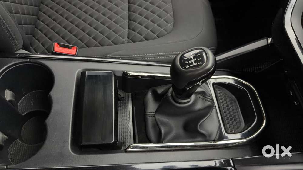 Tata Harrier Xt Dark Edition, 2022, Diesel