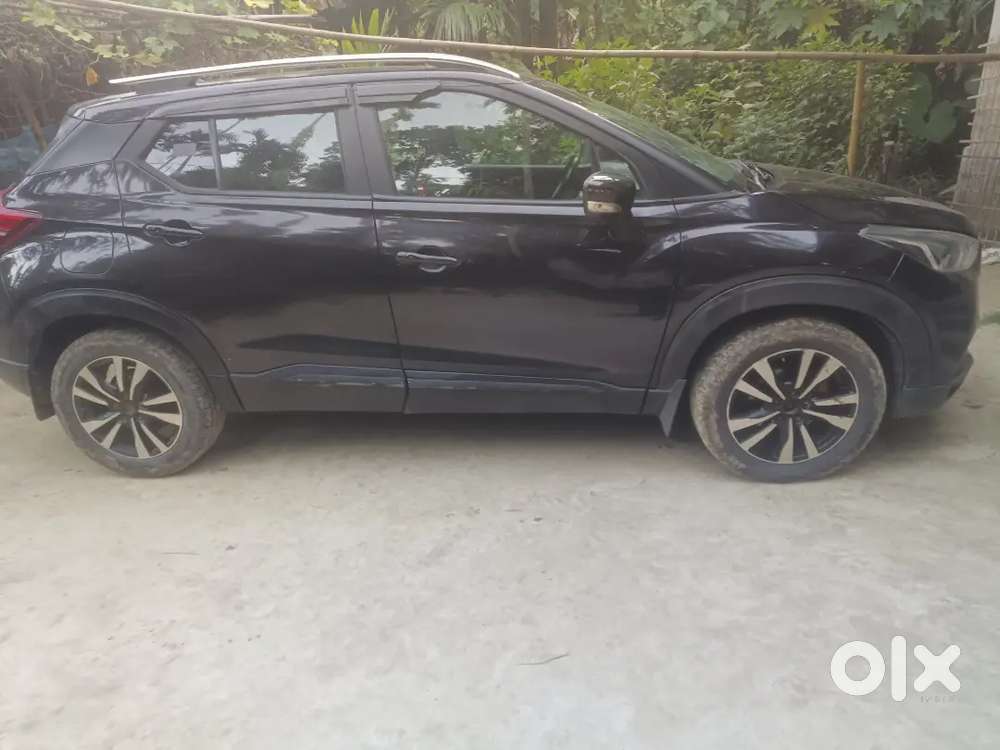 Nissan Kicks Petrol 2022