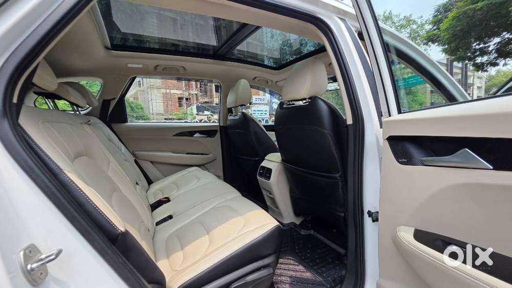 Mg Hector Sharp Pro 1.5 Turbo Cvt, 2023, Petrol