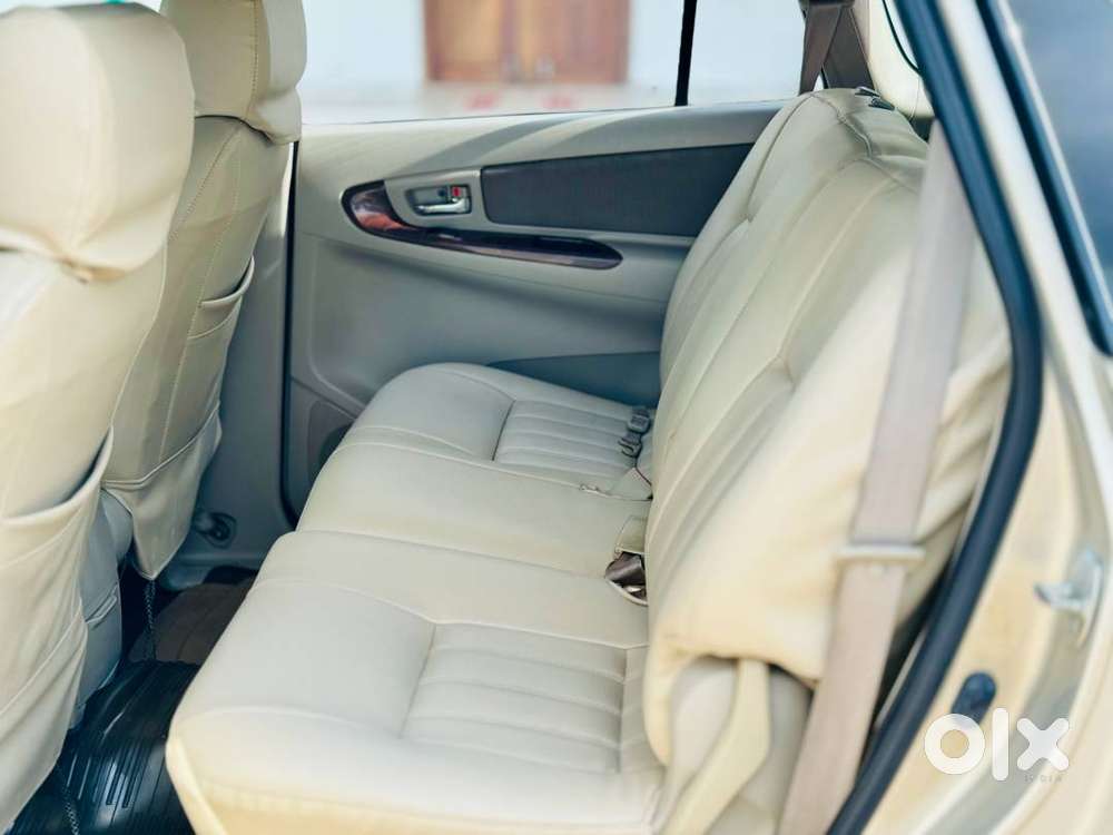 Toyota Innova 2.5 V 2012 Good Condition