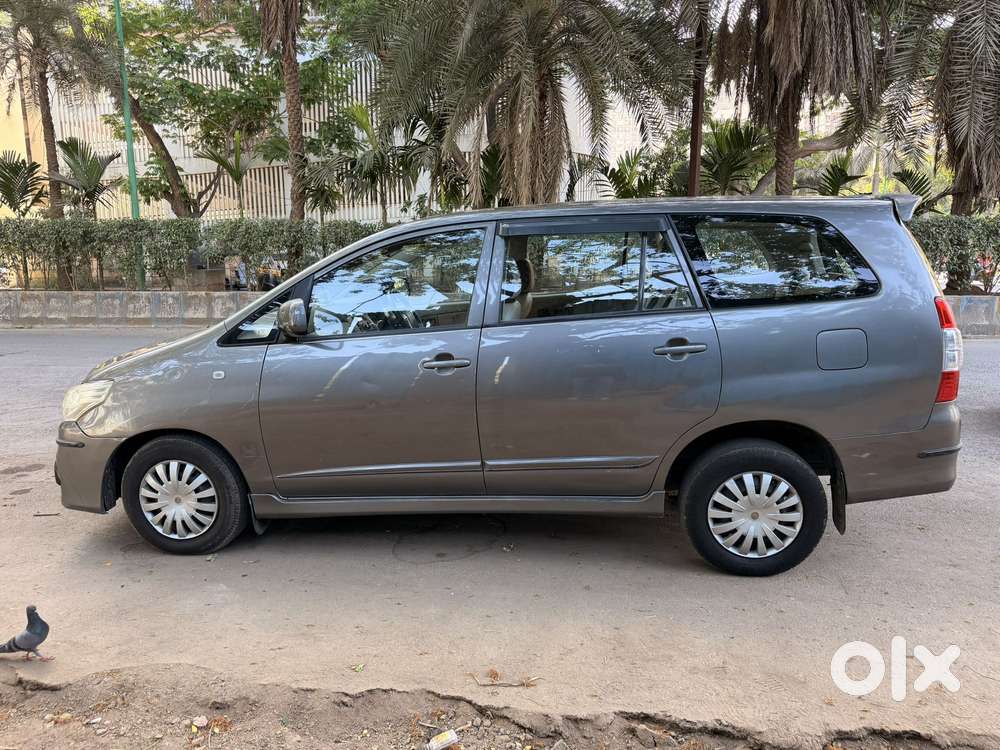 Toyota Innova 2.5 G (diesel) 7 Seater Bs Iv, 2014, Diesel