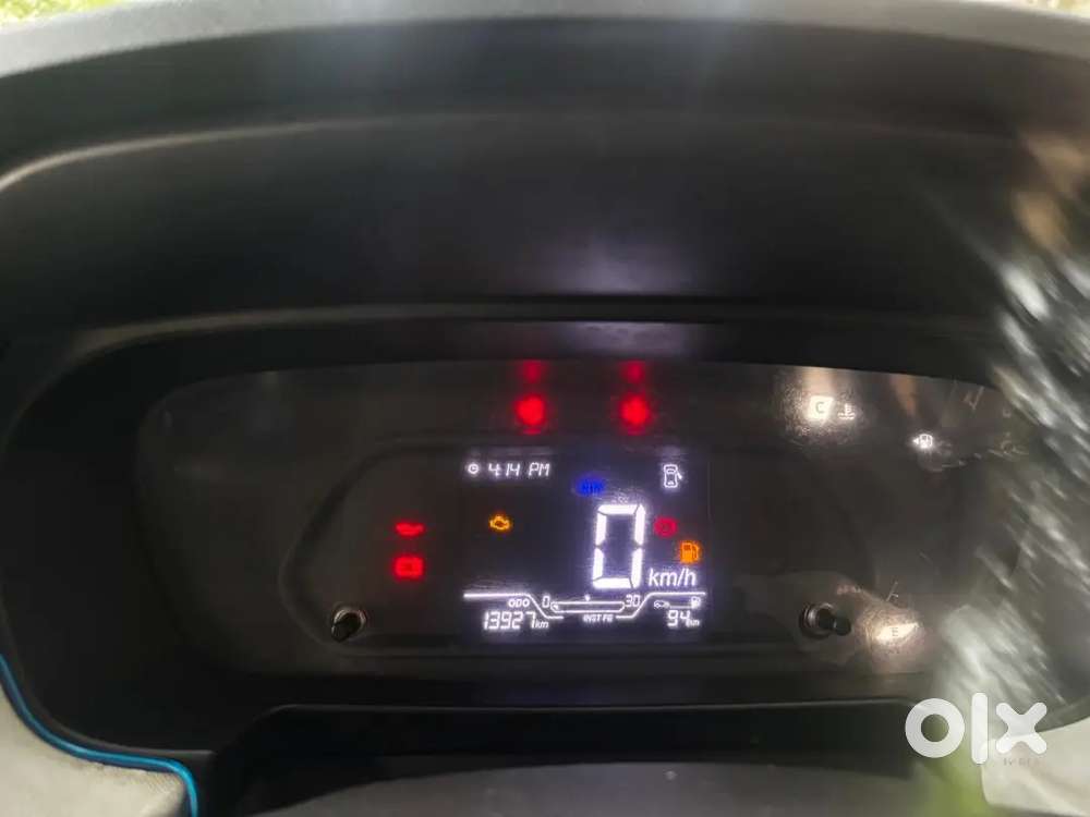 Tata Punch 1.2 Revotron Petrol 2025