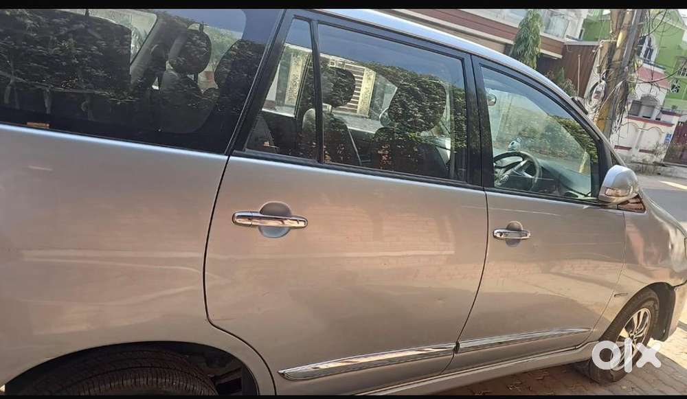 Toyota Innova 2105 Diesel Well Maintained
