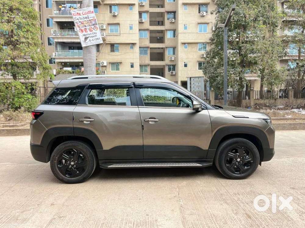 Maruti Suzuki Brezza 1.5 Zxi Smart Hybrid Dual Tone, 2023, Petrol