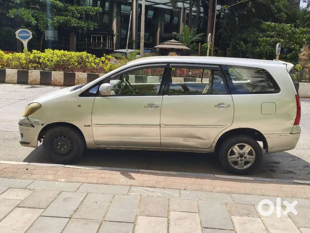 Toyota Innova V 2005  Vip Number 0084  Excellent Condition