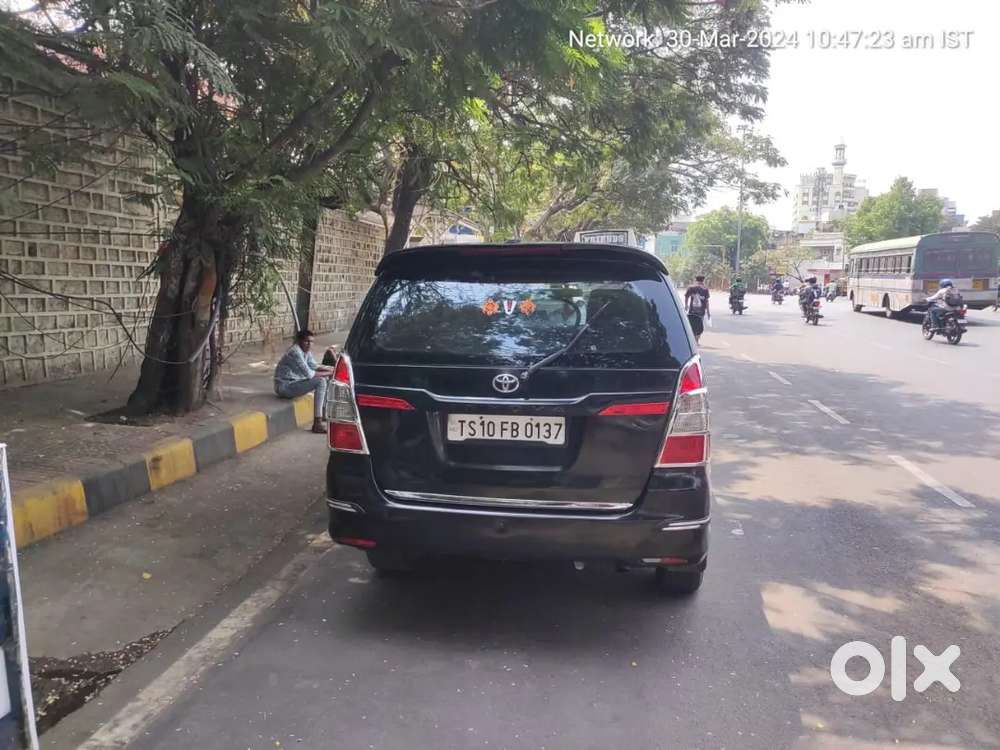 Toyota Innova Dec 2013 Model, Diesel Well Maintained