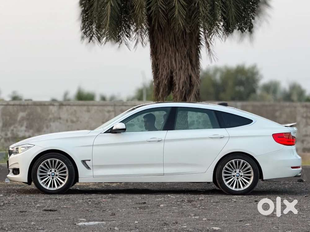 Bmw 3 Series Gt 320d Luxury Line, 2016, Diesel