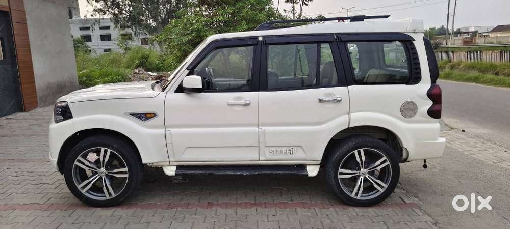 Mahindra Scorpio Sle, 2016, Diesel